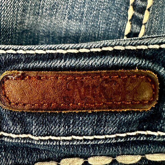 Wrangler Rock 47 Womens Ultra Low Rise Blue Jeans Tag Size 28x30 Fits W32xL28.5 - Picture 10 of 11